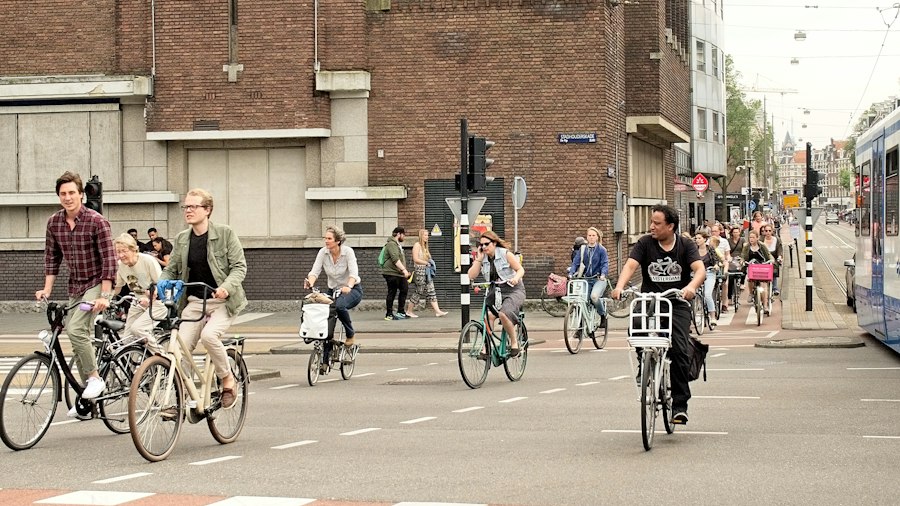 urban cycling guide experts data