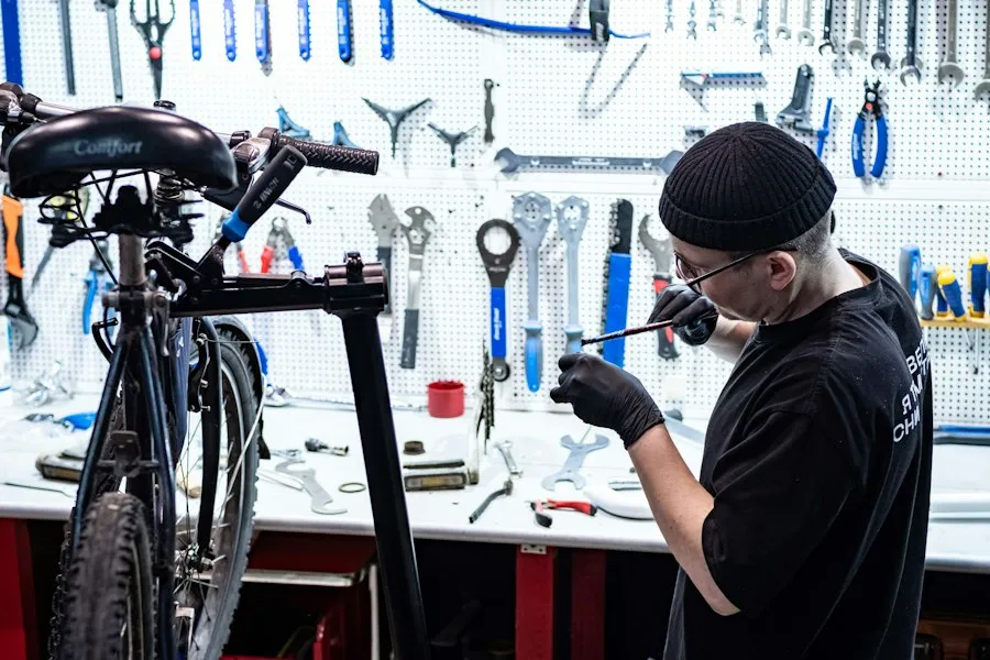 Photo common bicycle maintenance mistakes
